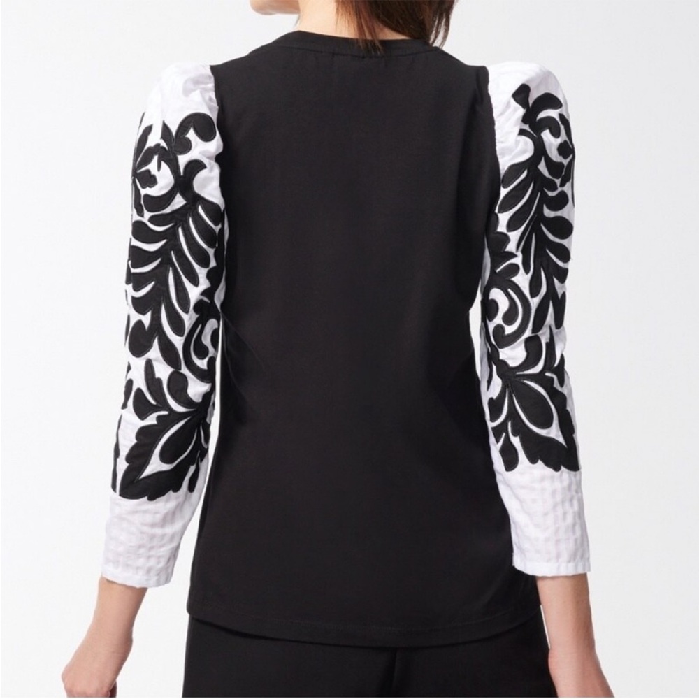 EUC Chicos Top(size Small) - Picture 4 of 10